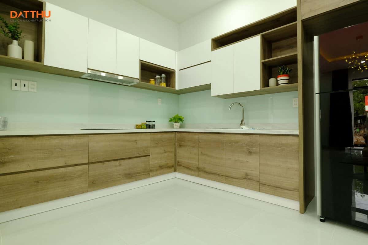 Bếp tiện nghi và gọn gàng với hệ tủ đa năng